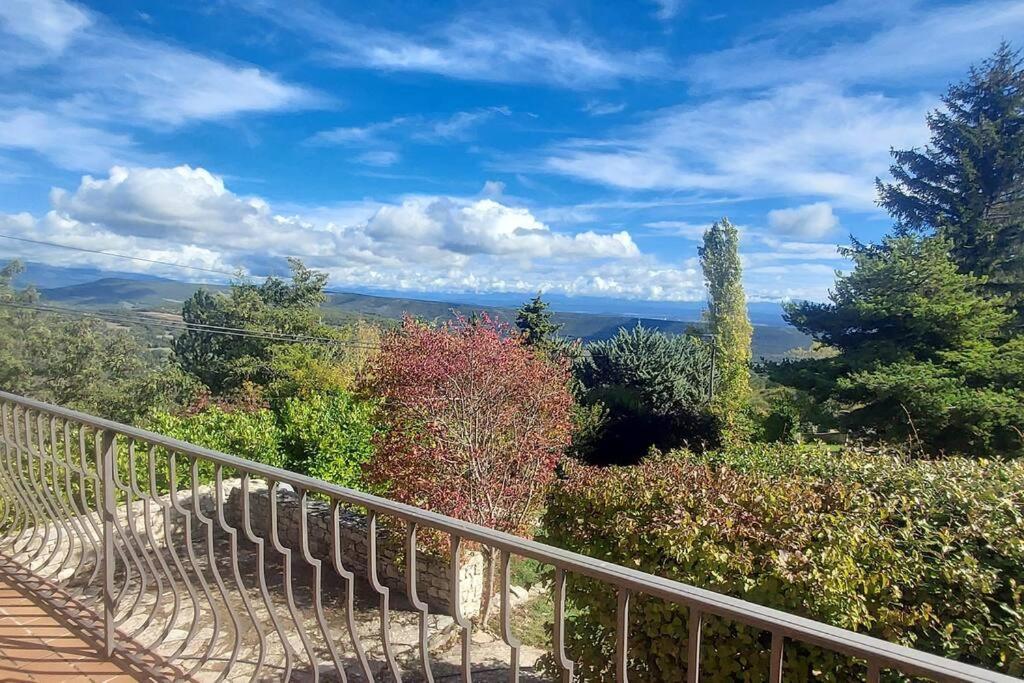 Villa Maison De Campagne 04 Vacheres Luberon 3 Chambres 8 Personnes Zewnętrze zdjęcie
